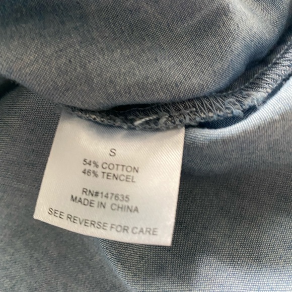 Romeo + Juliet | Chambray Embroidered Top With Shoulder Ties - Picture 11 of 12